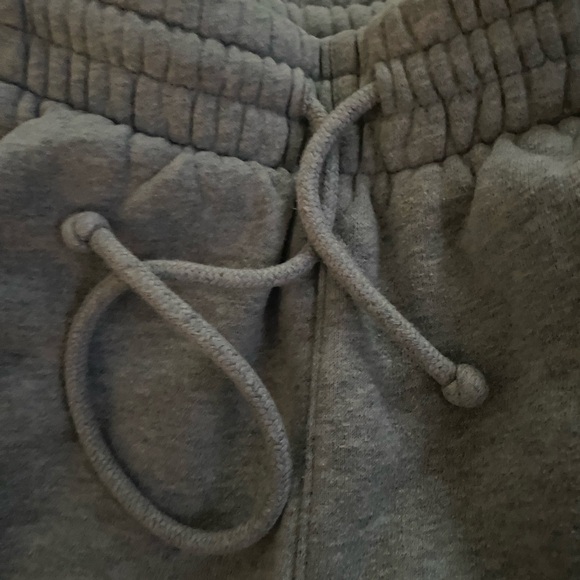 ARITZIA boyfriend sweatpants grey size xxs - Picture 4 of 7
